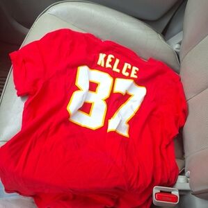 Travis Kelce Chiefs jersey